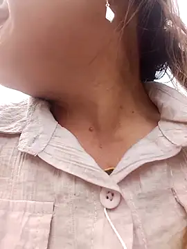 Snapshot of Bigboob_pussyxx chatting on March 2026 05:35:02 AM Bigboob pussyxx online show from March 2026 05:35:02 AM