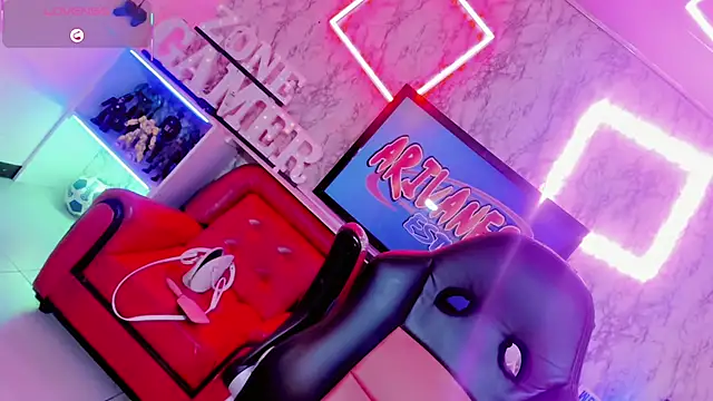 Maddye Fox online show from March 2026 07:40:01 PM