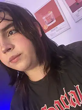 Daniellesins1 online show from April 2026 01:28:02 AM