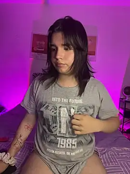 Daniellesins1 online show from April 2026 03:53:02 AM