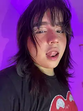 Daniellesins1 online show from May 2026 02:09:02 AM
