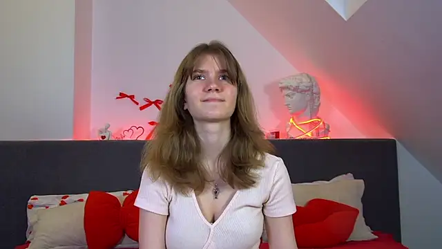 MilaMaelis online show from April 2026 06:27:02 PM