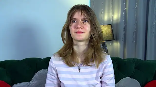 MilaMaelis online show from April 2026 06:32:01 AM