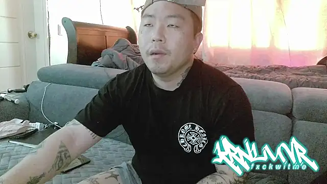 Snapshot of fxckuno chatting on April 2026 09:23:01 AM fxckuno online show from April 2026 09:23:01 AM