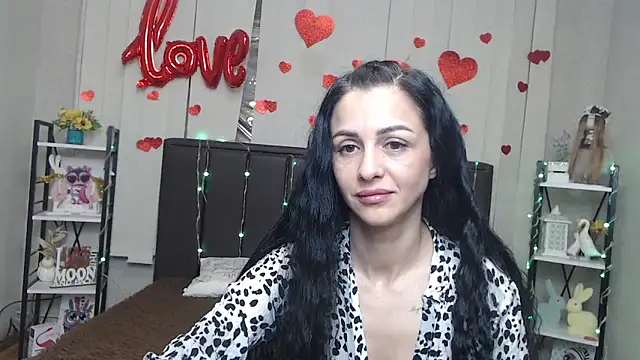 EvaClarkk online show from May 2026 05:15:01 AM