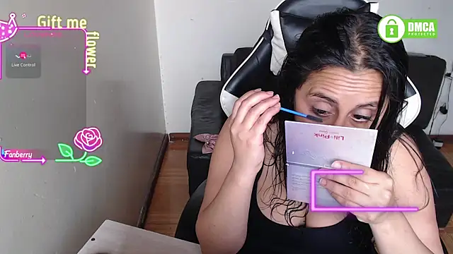 MeliisaRobers online show from February 2026 12:58:01 PM