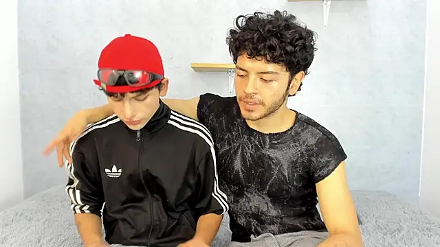 Eliotkinky online show from February 2026 03:35:01 PM