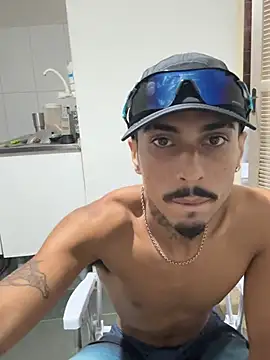 Snapshot of ActingSubunit chatting on February 2026 12:55:01 PM ActingSubunit online show from February 2026 12:55:01 PM