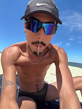 Snapshot of ActingSubunit chatting on February 2026 04:35:01 PM ActingSubunit online show from February 2026 04:35:01 PM