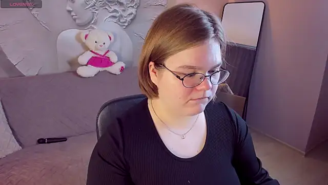 MaryFloree online show from February 2026 03:22:02 AM