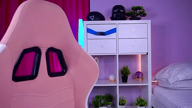 MistyReeds online show from February 2026 06:21:01 AM