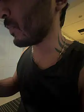 Snapshot of DaggerTie chatting on February 2026 03:30:01 PM DaggerTie online show from February 2026 03:30:01 PM