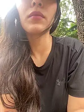 Mia rivers   online show from July 2026 06:33:01 PM