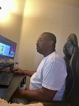 austincummings online show from June 2026 09:38:01 PM