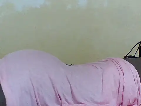 petitelavishey online show from March 2026 07:50:01 PM