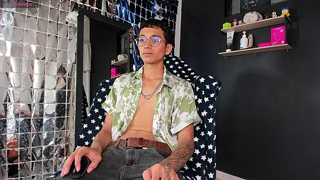  Josh Moon  online show from March 2026 04:35:01 PM