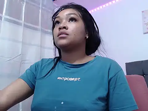 Snapshot of latin_riahnna_jp chatting on February 2026 03:43:02 AM latin riahnna jp online show from February 2026 03:43:02 AM