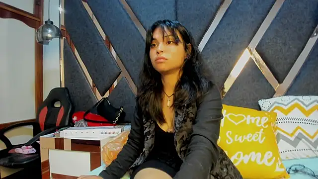 Snapshot of Maggyx chatting on February 2026 02:18:01 PM Maggyx online show from February 2026 02:18:01 PM