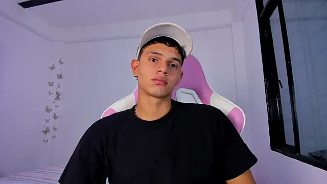 Adrian Prime  online show from February 2026 06:47:01 PM