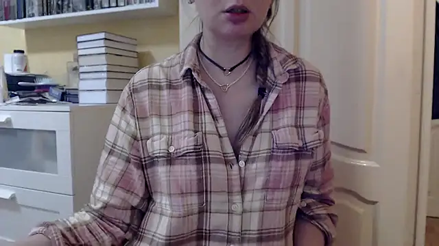 Tasiya online show from February 2026 04:13:01 PM