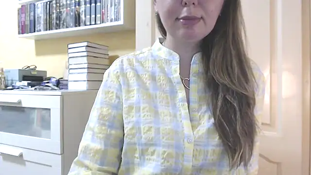 Tasiya online show from March 2026 07:42:01 PM