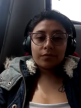 Juliexxxxtasy online show from February 2026 05:20:01 PM