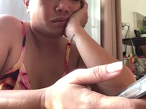 Snapshot of lady_candy85 chatting on April 2026 10:41:02 PM lady candy85 online show from April 2026 10:41:02 PM