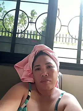 Snapshot of lady_candy85 chatting on April 2026 07:35:01 AM lady candy85 online show from April 2026 07:35:01 AM