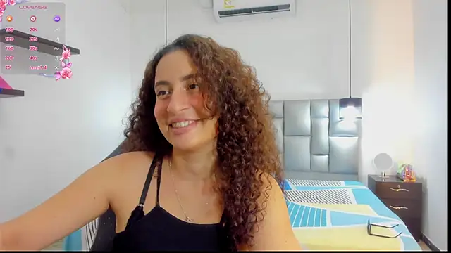 Snapshot of NoaMalak7 chatting on February 2026 08:17:02 PM NoaMalak7 online show from February 2026 08:17:02 PM