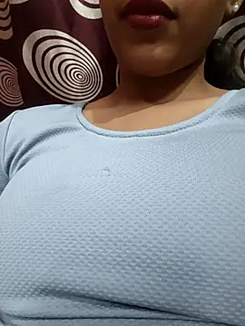 komalsharma99 online show from May 2026 03:06:02 PM