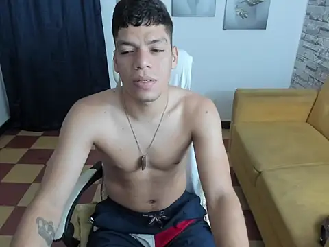 Snapshot of Andres_sant_ chatting on February 2026 01:58:01 AM Andres sant online show from February 2026 01:58:01 AM