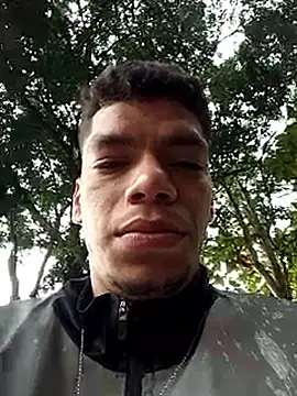 Snapshot of Andres_sant_ chatting on April 2026 04:34:02 PM Andres sant online show from April 2026 04:34:02 PM