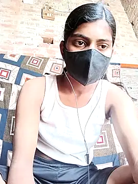 Khushi Roy online show from March 2026 06:41:02 AM