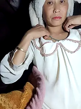 Snapshot of witch-xx chatting on March 2026 06:25:02 AM witch-xx online show from March 2026 06:25:02 AM