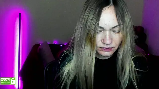 Snapshot of BlondMikey22 chatting on February 2026 12:31:01 PM BlondMikey22 online show from February 2026 12:31:01 PM