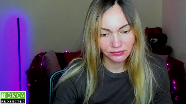 Snapshot of BlondMikey22 chatting on February 2026 06:30:01 PM BlondMikey22 online show from February 2026 06:30:01 PM