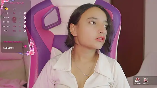 Snapshot of _emily_jonexs chatting on February 2026 05:20:02 PM emily jonexs online show from February 2026 05:20:02 PM