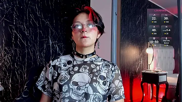 Snapshot of YuuMiko chatting on February 2026 12:17:02 PM YuuMiko online show from February 2026 12:17:02 PM