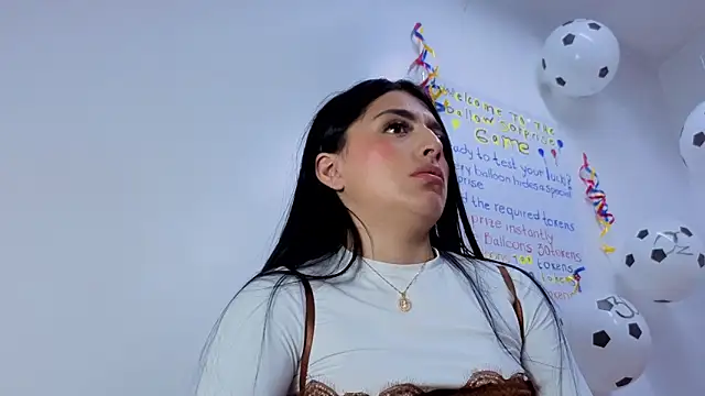 Julieta-Horny- online show from June 2026 02:09:01 PM