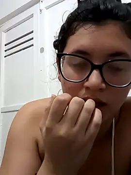 Dahlia-Rose online show from February 2026 04:02:02 AM