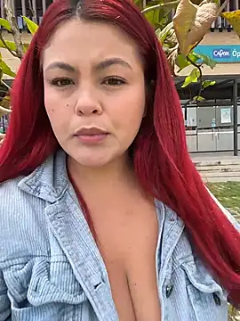 Lia-Moon77 online show from February 2026 06:04:01 PM