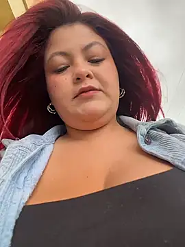 Lia-Moon77 online show from April 2026 03:49:01 PM