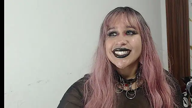 Snapshot of valen_ros chatting on March 2026 11:40:01 PM valen ros online show from March 2026 11:40:01 PM