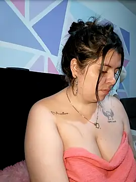 Thalia xx online show from February 2026 02:23:01 AM