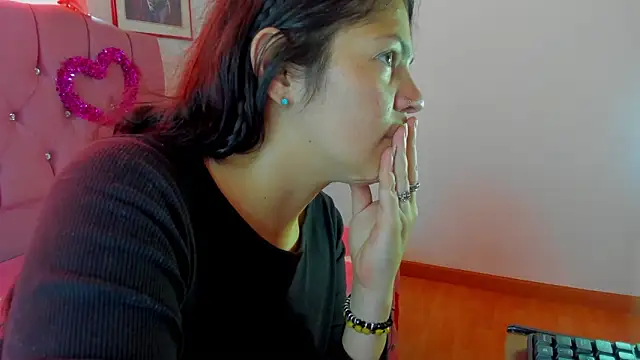 ari le online show from February 2026 04:14:01 PM