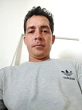 Santiago vnz online show from February 2026 06:48:01 PM