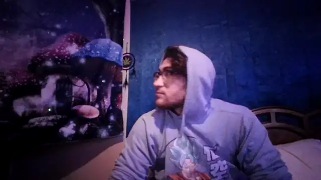 Snapshot of TiggaXXX96 chatting on February 2026 04:50:02 AM TiggaXXX96 online show from February 2026 04:50:02 AM