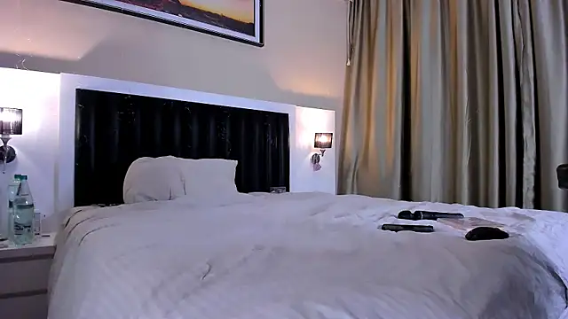 marrena a online show from February 2026 01:04:01 PM