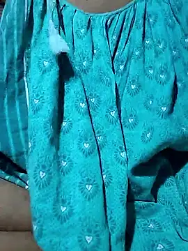 Sweet-runi online show from February 2026 06:19:01 PM