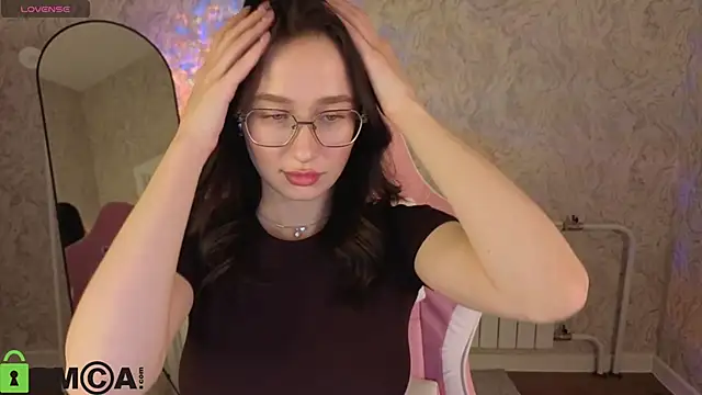  Kiki angel  online show from February 2026 07:51:01 AM